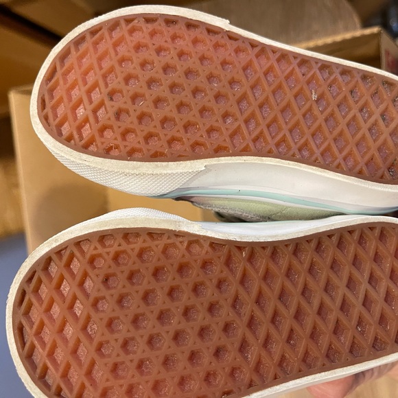 Toddler vans - Picture 3 of 7